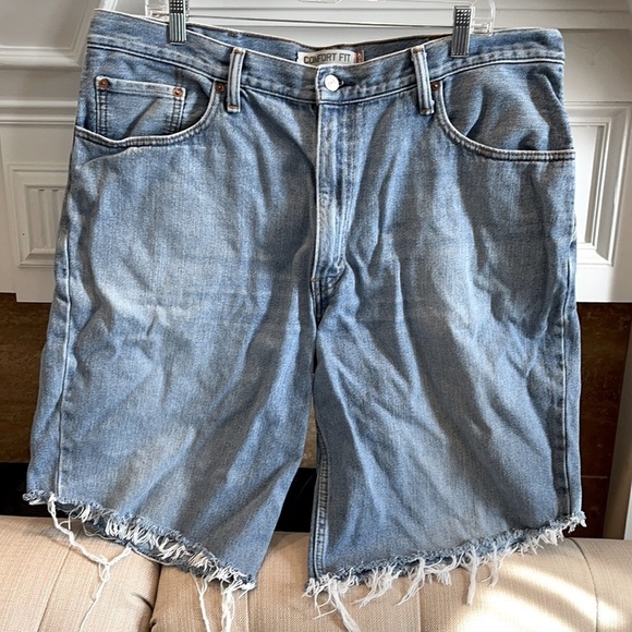 Y:  Men’s Levi’s 560 Homemade shorts - Picture 1 of 10